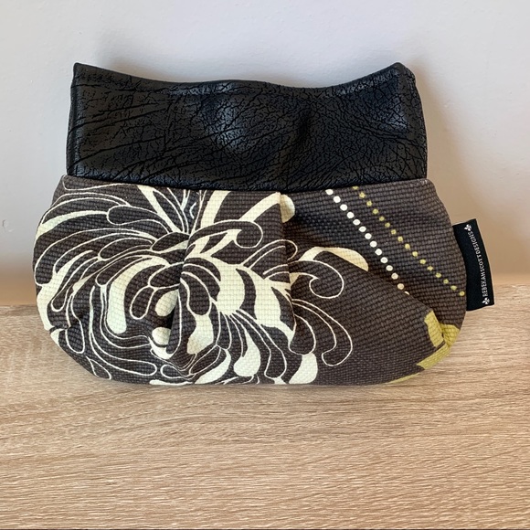 Rebekah Scott Designs Fabric Clutch Purse - Picture 2 of 5